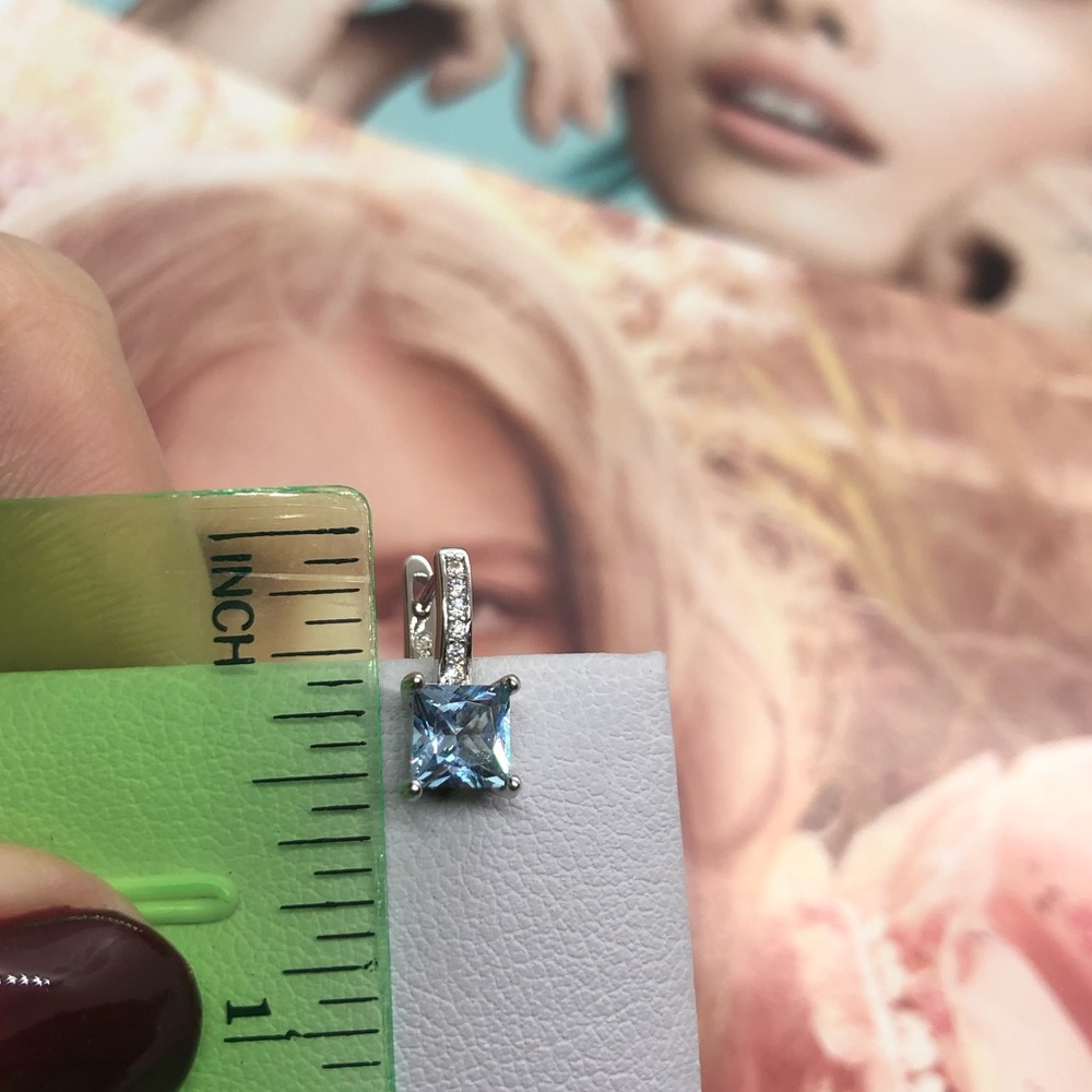 Blue Topaz Silver Earrings - Picture 5 of 5